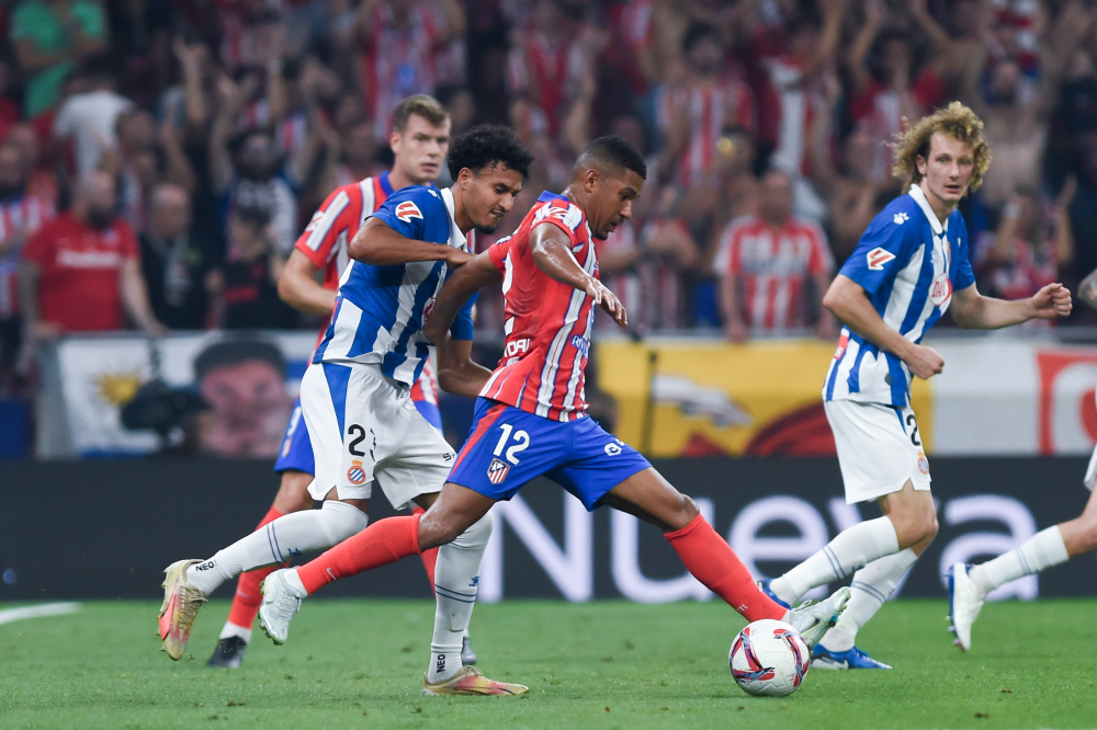 发挥出色！兰德尔18中9贡献28分9板，个人近7场最高分（状态火热！兰德尔18投9中砍下28分9板，刷新近7场个人新高）