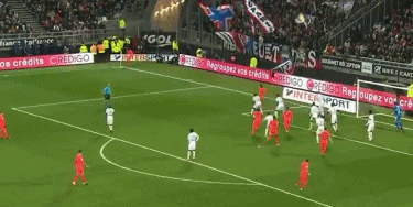 重金挖角！曝申花欲签国安全能中场，顶替即将离队的阿玛杜（申花出手：计划高价引进国安全能中场，接替将离队的阿玛杜）