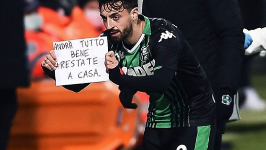 萨拉赫自2020年以来3次欧冠单场过人5+，均是对阵马德里双雄（2020年至今萨拉赫欧冠三次单场5+过人 对手皆为马德里双雄）