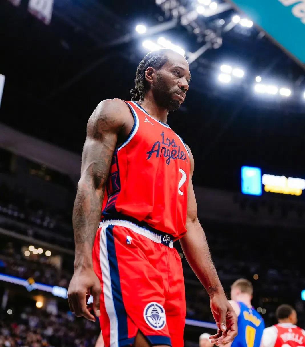 卡扎伊什维利：感谢中超联赛颁发的MVP，我非常珍视这份荣誉（卡扎伊什维利荣膺中超MVP：心怀感激，倍加珍惜此荣誉）