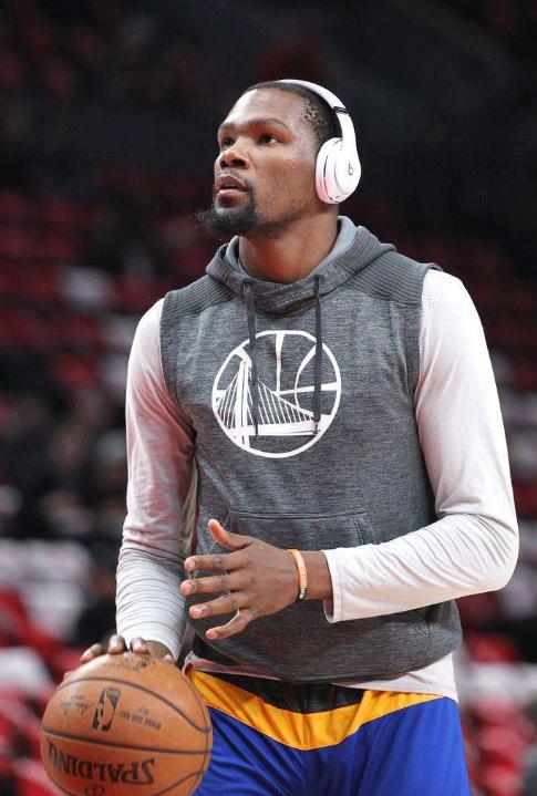 22岁希望之星被雪藏：两个月零出战自信尽失，回利物浦成唯一选项（22岁新星遭冷藏：两月无出场信心受挫，重返利物浦成唯一出路）