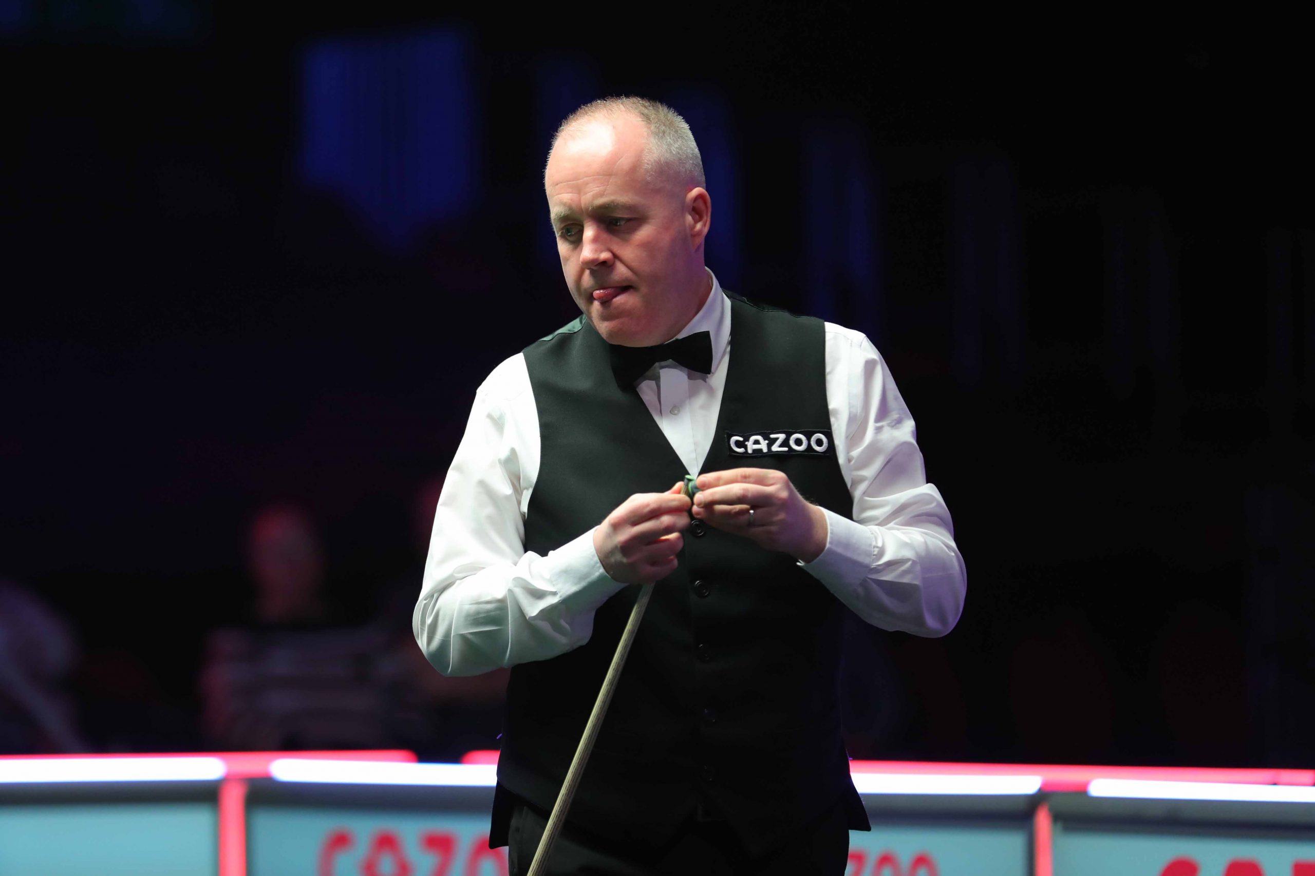 手的对抗中 手的对抗中